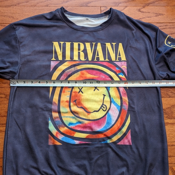 Nirvana long sleeve shirt - large - gray - yellow smiley down left sleeve - Picture 3 of 7